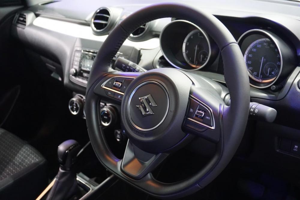 ภายใน Suzuki Swift 2018 ภายใน Suzuki Swift 2018