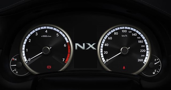 Lexus NX 2018 
