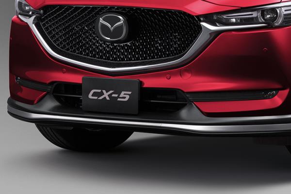 การตกแต่งสเกิร์ตหน้าของ Mazda CX-5 2018
