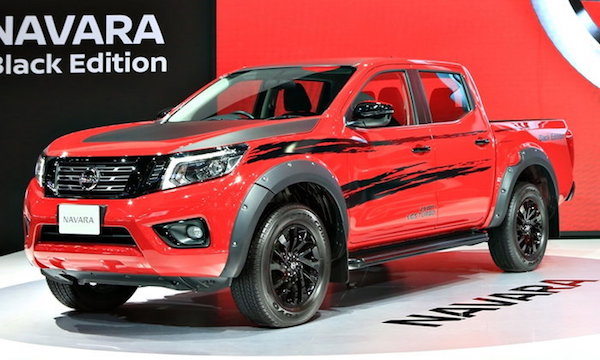 ภายนอก Navara