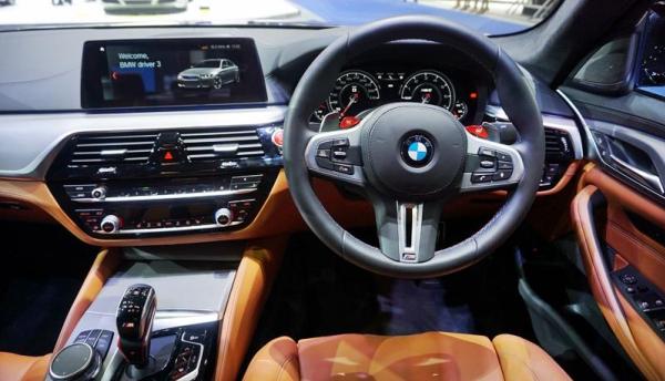 BMW M5 2018 โฉมใหม่ ภายใน