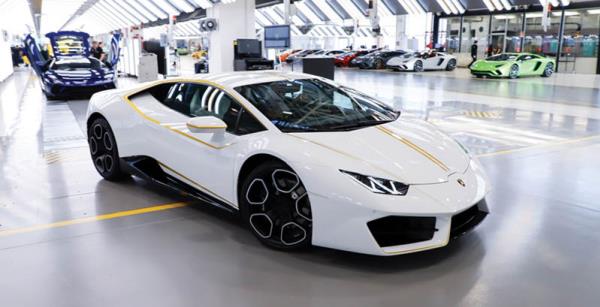 Lamborghini Huracan RWD ของ พระสันตะปาปา Pope Francis แห่งคริสจักร