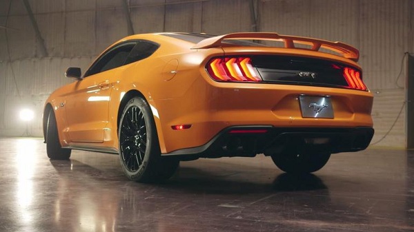  ราคา Mustang CBU ช่วงเปิดตัวที่ 4,799,000 บาท 