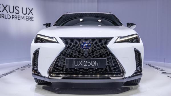 Lexus UX Hybrid 2019 
