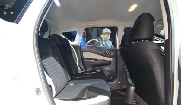 Nissan Note Eco car ที่มีขนาดใหญ่กว่าปกติ และพื้นที่กว้างขวางนั่งสบาย