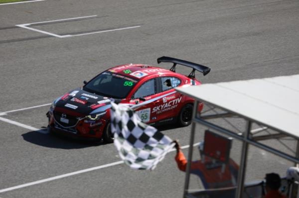 Mazda2 ได้รับตำแหน่งรองแชมป์ในการแข่งขัน