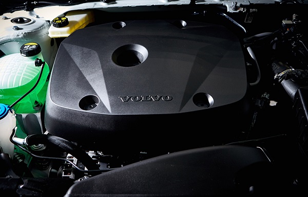 รถแรงกับความสินเลืองน้ำมัน รับได้หรือไม่ใน Volvo XC40  