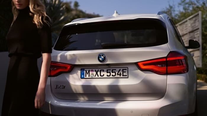 BMW iX 2021 ราคา 3,399,000 บาท