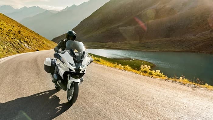 IN THE SPOTLIGHT The new BMW R 1250 RT