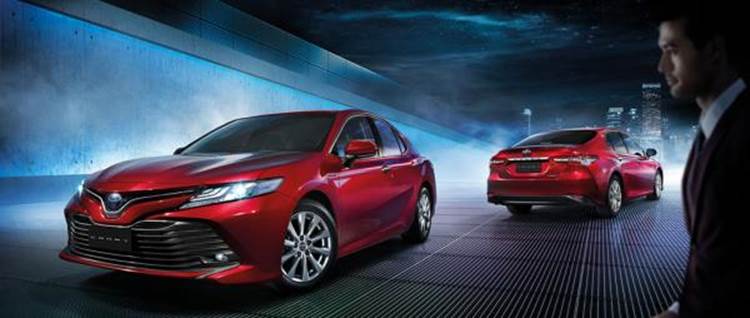 Toyota Camry 2019 ราคาเริ่มต้นอยู่ที่ 1,455,000 บาท