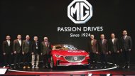 คณะผู้จัดงาน “Motor Expo 2018 ครั้งที่ 35” และคณะผู้บริหาร MG - 7