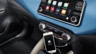 หน้าจอแสดงผลระบบสัมผัสขนาด 7 นิ้ว ที่สามารถเชื่อมต่อการทำงานได้ทั้ง Apple CarPlay และ Android Auto - 8