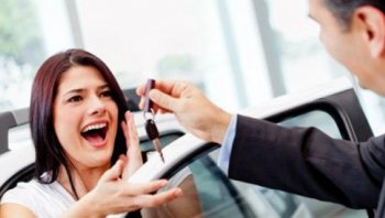 หยุดคิดพิจารณาสักนิดก่อนคิดจะซื้อรถใหม่ป้ายแดง