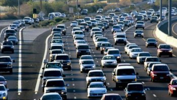 “เทคโนโลยีช่วยเหลือผู้ขับขี่” และ “ระบบขับขี่อัตโนมัติ”  ต่างกันอย่างไร แล้วมีประโยชน์ต่อผู้ขับขี่หรือไม่ ???