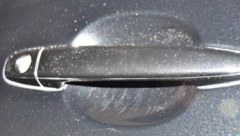 ขจัดรอยข่วนที่เบ้าประตูรถยนต์ง่ายๆใน 3 ขั้นตอน