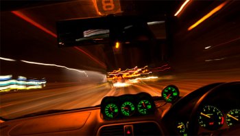 10 ข้อที่ควรรู้เมื่อขับรถกลางคืน