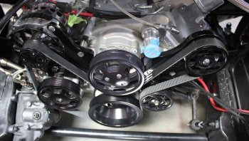 สายพานหน้าเครื่องรถยนต์ดังจี๊ดๆ เกิดจากสาเหตุอะไร? และจะต้องแก้ไขอย่างไร?