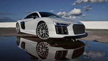 2017 Audi R8 V10 Plus รถสปอร์ตสองที่นั่ง มาพร้อมดีไซน์สุดเฉียบสะท้านวงการ Super Car