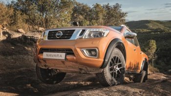 แต่งกระจังหน้า Nissan Navara สวยๆ เพิ่มความคูลให้ Nissan Navara ด้วยชุดแต่งกระจังหน้าที่หลากหลาย
