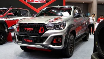 สวยพี่สวย กับ วิธีการแต่งรถ Toyota Hilux Revo 2018 กับชุดแต่ง TRD รอบคัน
