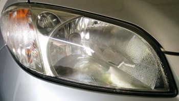 ไฟหน้ามีไอน้ำเกาะขอทราบวิธีการแก้ไขด้วยค่ะ