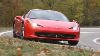 Ferrari 458 Italia สุดยอดรถสปอร์ตจากค่ายม้าลำพอง ที่กาลเวลาไม่เคยทำให้กระแสลดลงแต่อย่างใด