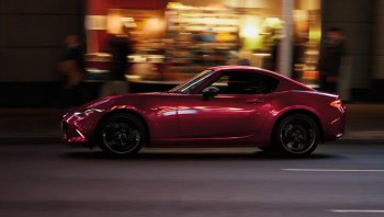 การกลับมาของตำนาน Mazda MX-5 MT สปอร์ตเปิดประทุนที่สวยงามไร้ที่ติ