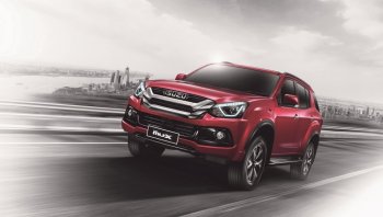 ร้อนแรงสุดๆกับ ISUZU D-MAX Hi-Lander Stealth รุ่น 2 ประตูกับเครื่อง 3.0 Ddi Blue Power 