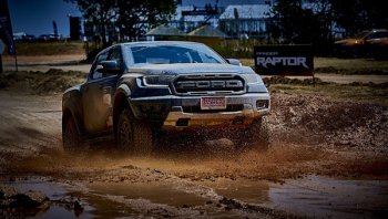 Ford จัดกิจกรรม “Ranger Raptor Rock You” ให้ลูกค้าได้สัมผัสประสบการณ์สุดเร้าใจกับ Ranger Raptor บนชายหาด จ.ระยอง