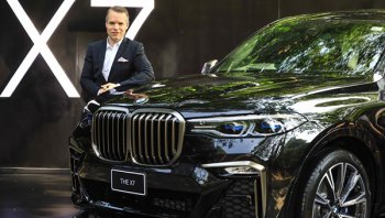 BMW ประเทศไทยนำหัวหน้าทีมดีไซเนอร์เผยสูตรสำเร็จการออกแบบของ X7 