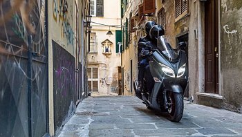 Suzuki Burgman 400 ปี 2020 Big Scooter ไซส์กลางจากคนบ้า