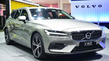 Volvo V60 T8 Twin Engine ปี 2020 เปิดราคาอย่างงาม 2,290,000 บาท