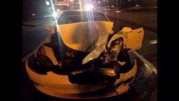 ตู้มกลายเป็นโกโก้ครั้นช์ Tesla Model 3 ออโต้ไพลอตชนรถตำรวจ