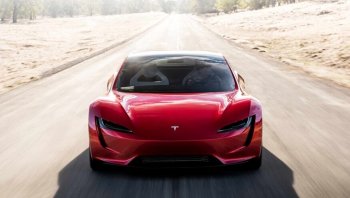 Tesla Roadster สปอร์ตไฟฟ้า มีแววช้ากว่าจะมาคงอีกนาน