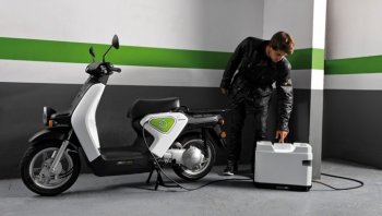 คำถามชวนสงสัย รถมอเตอร์ไซค์ไฟฟ้าดีไหม ?