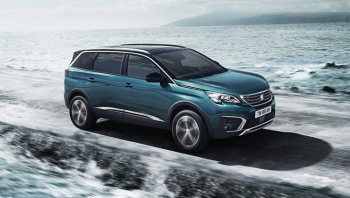 ราคาและตารางผ่อน ดาวน์ Peugeot 5008
