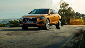 ราคาและตารางผ่อน ดาวน์ Audi Q8
