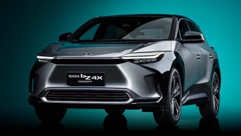 Toyota bZ4X รถ SUV ไฟฟ้าพัฒนาร่วมกับ Subaru พร้อมขายกลางปี 2022