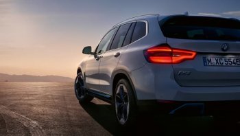 ราคา BMW iX3 2021: ราคาและตารางผ่อน บีเอ็มดับเบิลยู ไอเอ็กซ์ 3 ปี 2021 - 2022