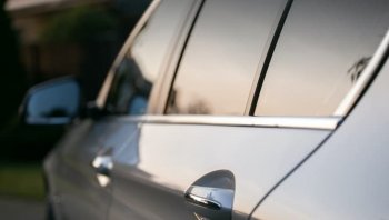 ฟิล์มกระจกรถยนต์ ยี่ห้อไหนดี ตอบโจทย์ผู้ใช้