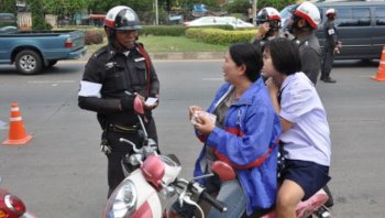 ไม่สวมหมวกนิรภัยมีโทษปรับเท่าใด บทความนี้มีคำตอบ