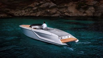 Frauscher x Porsche eFantom พร้อมเปิดตัวเรือไฟฟ้าลำแรก