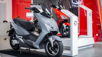 สลีค อีวี โชว์ศักยภาพมอเตอร์ไซค์ไฟฟ้าเทคโนโลยีสุดประหยัด คุ้มค่า ปลอดภัย เซฟเงิน เซฟโลก