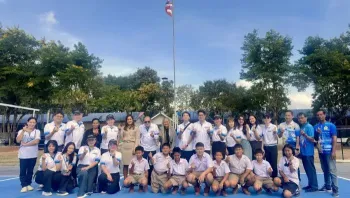 คณะบุคคลผู้ผลิตชิ้นส่วนอีซูซุ มอบเงินบริจาคให้กับโรงเรียน จำนวน 600,000 บาท