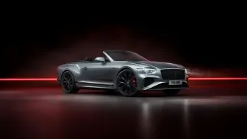 เบนท์ลีย์ มอเตอร์ส เผยโฉม Continental GT - Flying Spur Black Edition แกรนด์ทัวเรอร์พันธุ์ดุ รุ่นลิมิเต็ด 400 คันในโลก