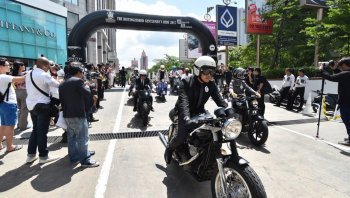 “ไทรอัมพ์ มอเตอร์ไซเคิลส์” หนุน “เดอะ ดิสธิงกวิช เจนเทิลแมน ไรด์ 2017” จัดทัพสาวกบิ๊กไบค์ทั่วไทย ร่วมขี่พร้อมคน 600 เมืองทั่วโลก