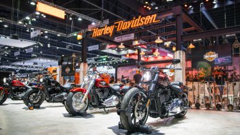 ฮาร์ลีย์-เดวิดสัน เปิดตัวรถมอเตอร์ไซค์รุ่นตกแต่งพิเศษและซอฟเทล ประเดิมร่วมงานมอเตอร์ เอ็กซ์โป ครั้งที่ 34