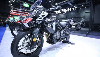 “ไทรอัมพ์ มอเตอร์ไซเคิลส์” เปิดตัว “ไทเกอร์ 800 เอ็กซ์อาร์” ในงานมอเตอร์โชว์ ครั้งที่ 39