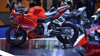 GPX สร้างปรากฏการณ์เขย่าวงการมอเตอร์ไซค์  เปิดตัว “Razer 220” สายพันธุ์สปอร์ต!!