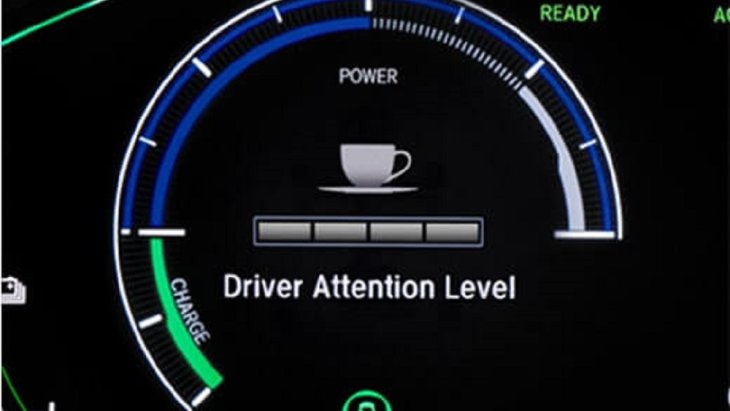 DRIVER ATTENTION MONITOR ระบบช่วยเตือนความเหนื่อยล้าขณะขับขี่ผ่านหน้าจอ TFT